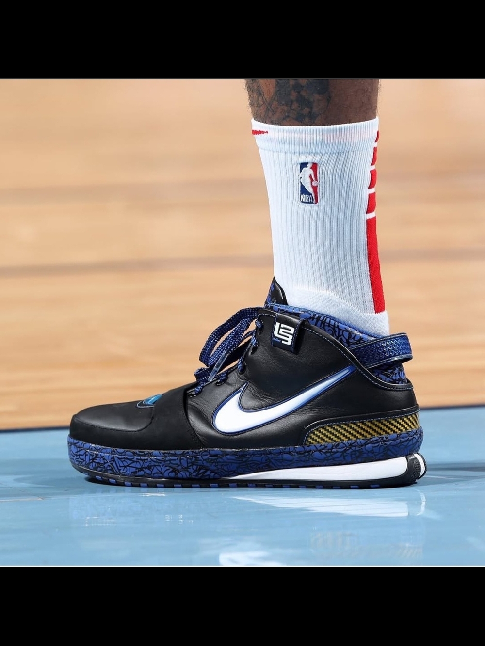Nike LeBron Basketball Shoes in Black and Blue
